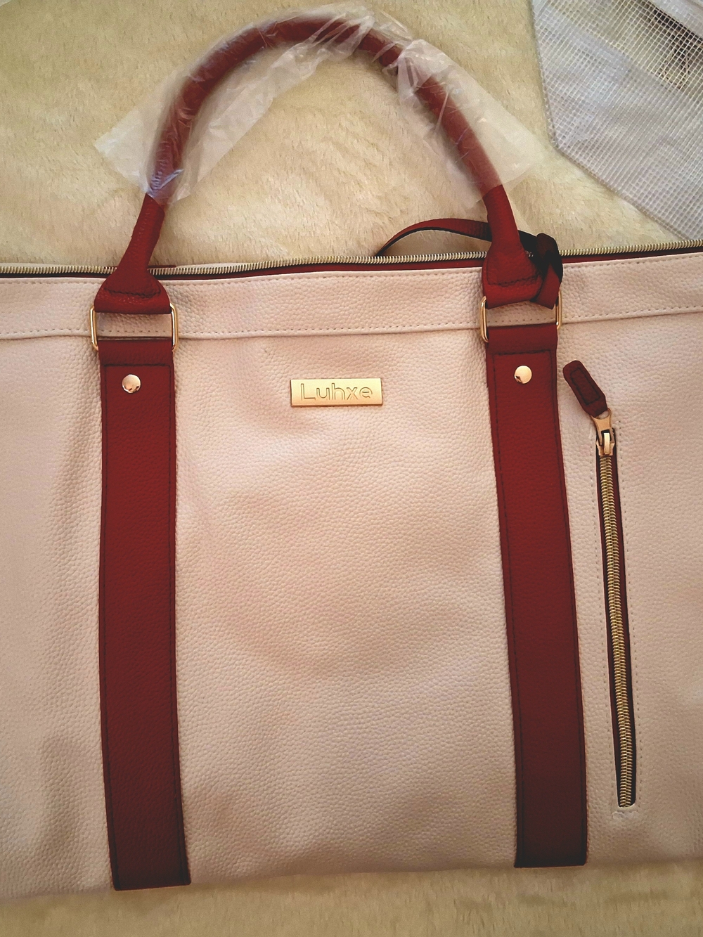 Women’s Two-Tone Tote Bag in Cream and Red